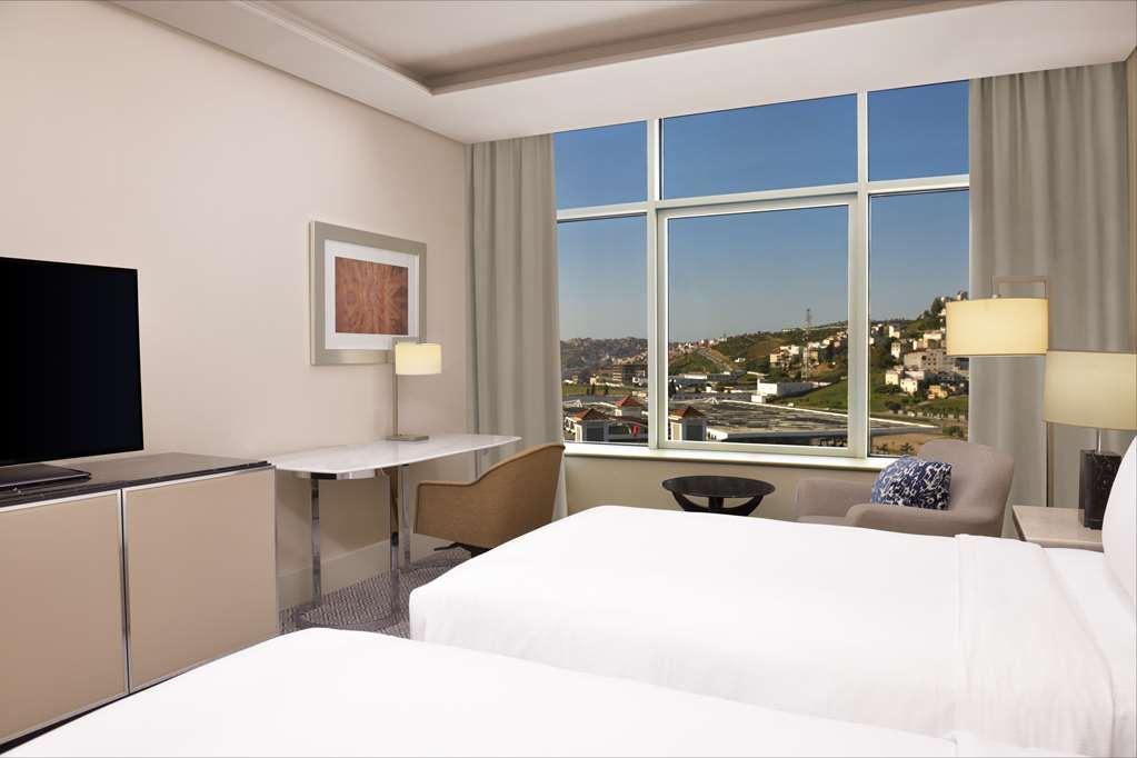 Hilton Tanger City Center Rum bild