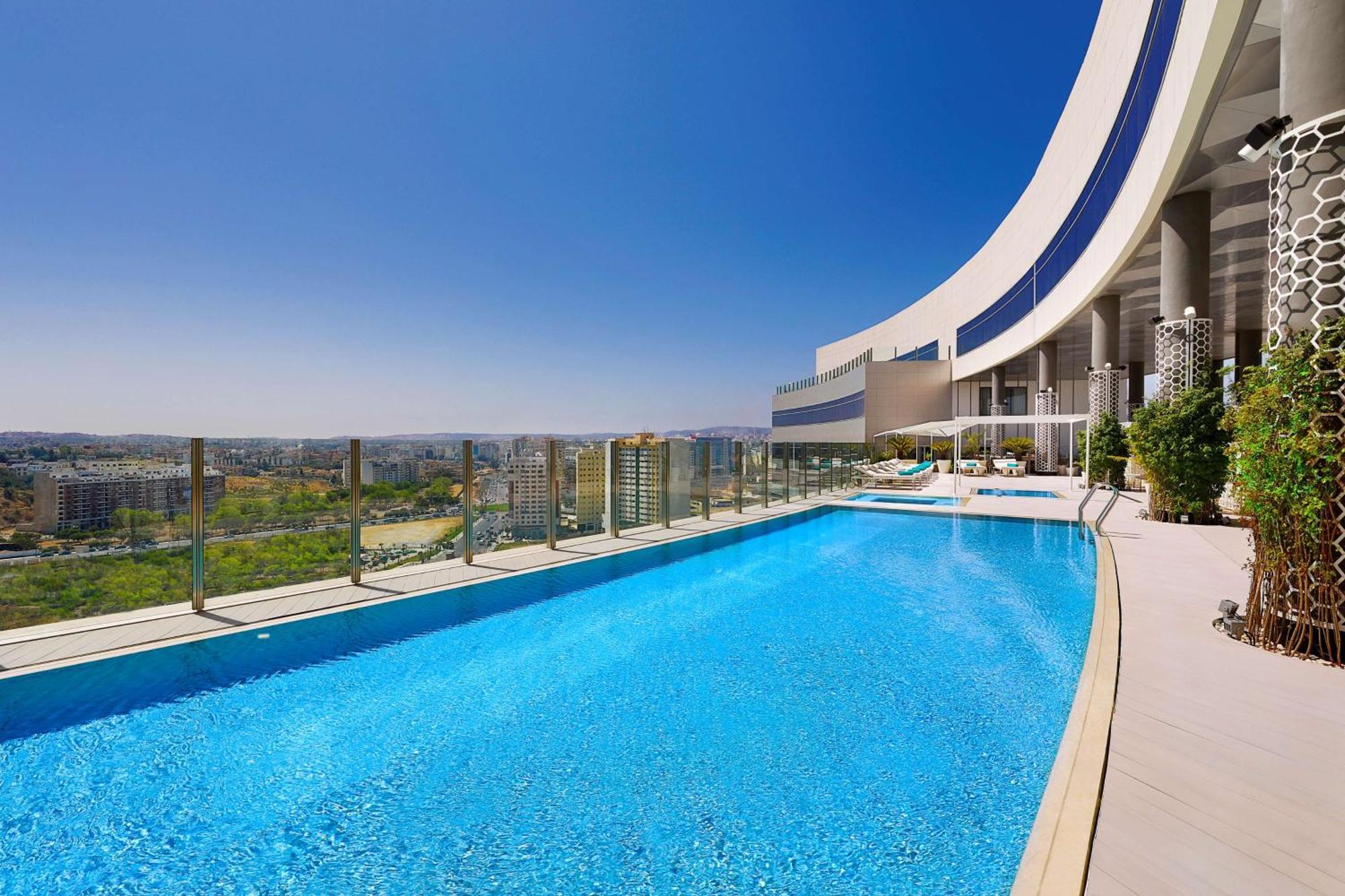 Hilton Tanger City Center Exteriör bild Skyline Residences