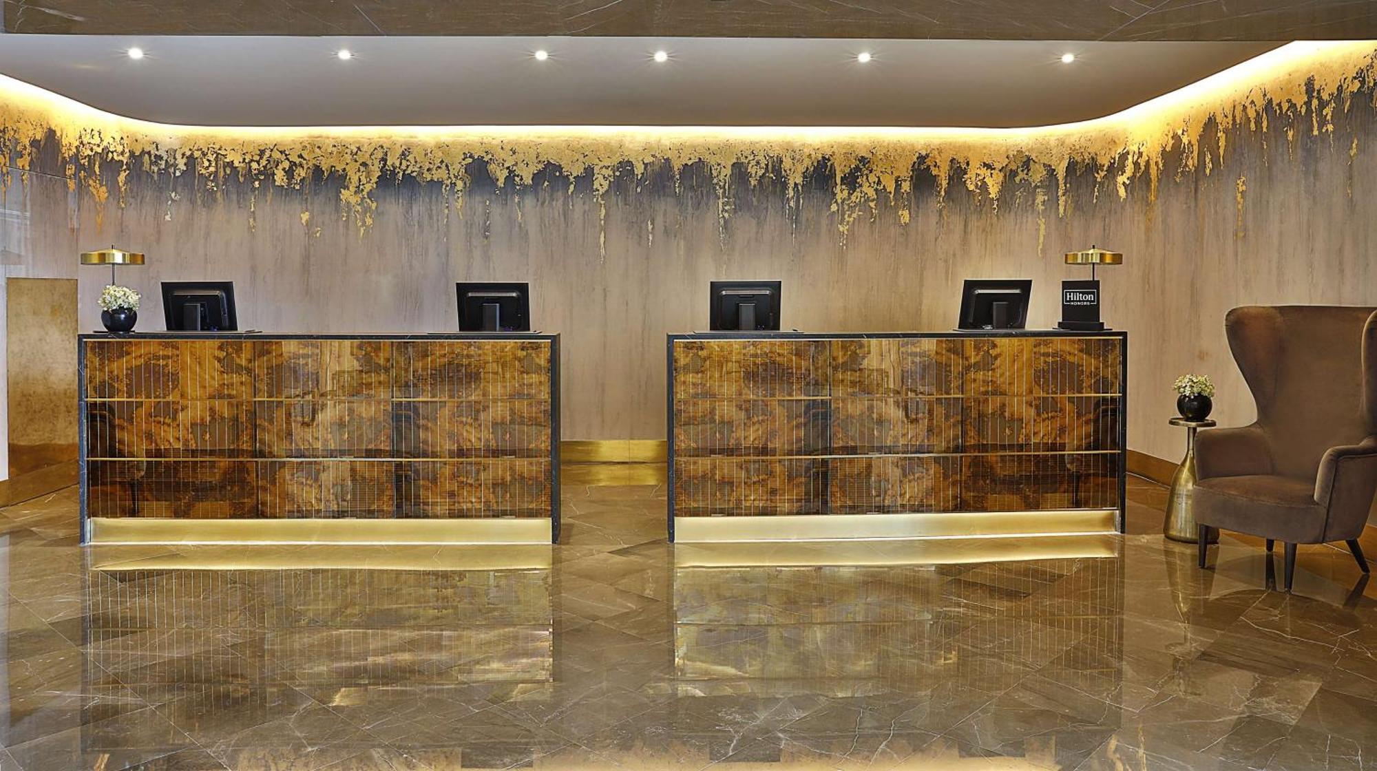 Hilton Tanger City Center Exteriör bild The lobby of the hotel
