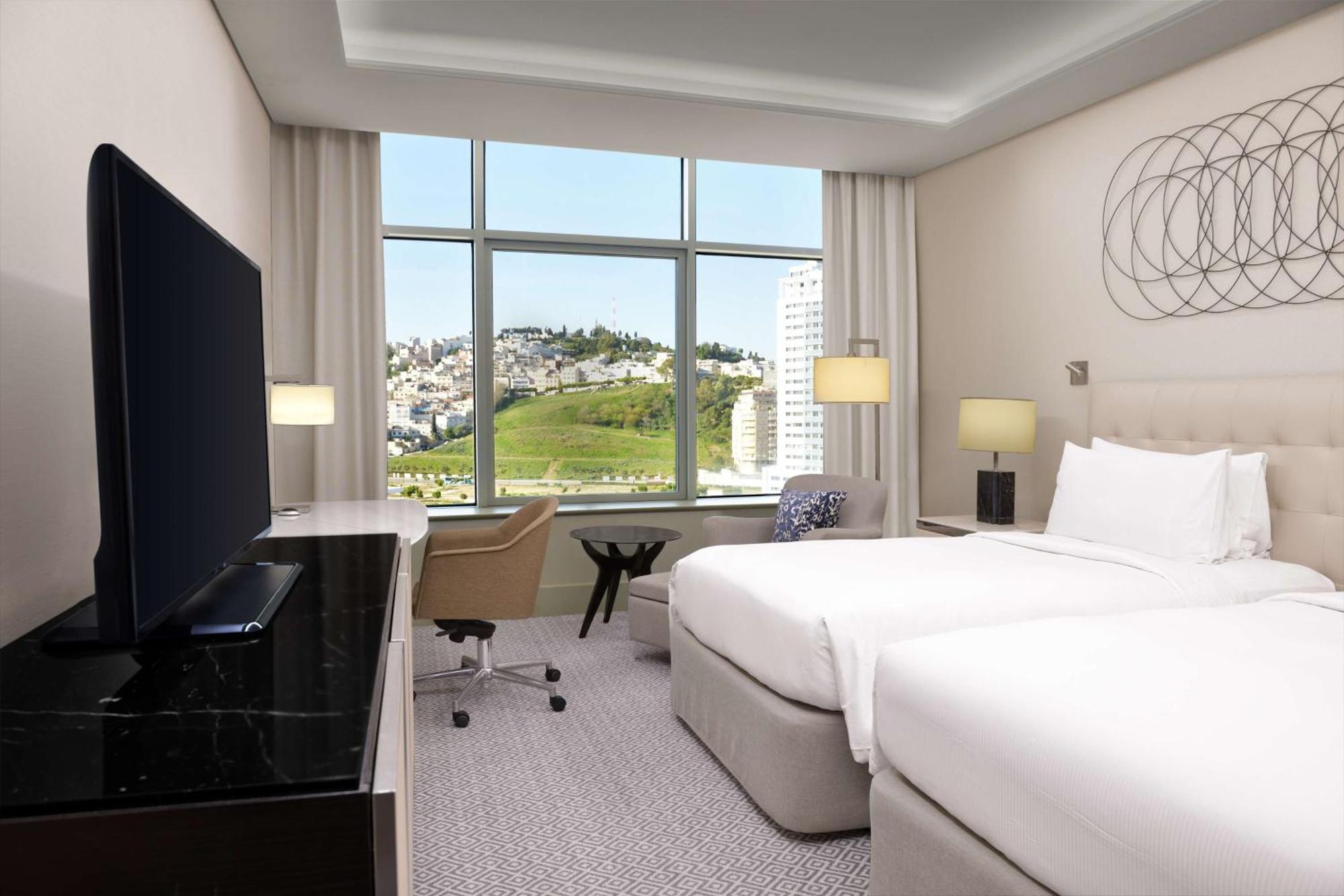 Hilton Tanger City Center Exteriör bild A guest room at the hotel